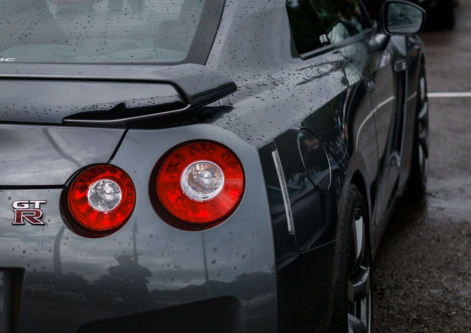Canon EOS 70D + Canon EF 50mm F1.4 USM sample photo. Nissan gtr, nissan, supercar photography