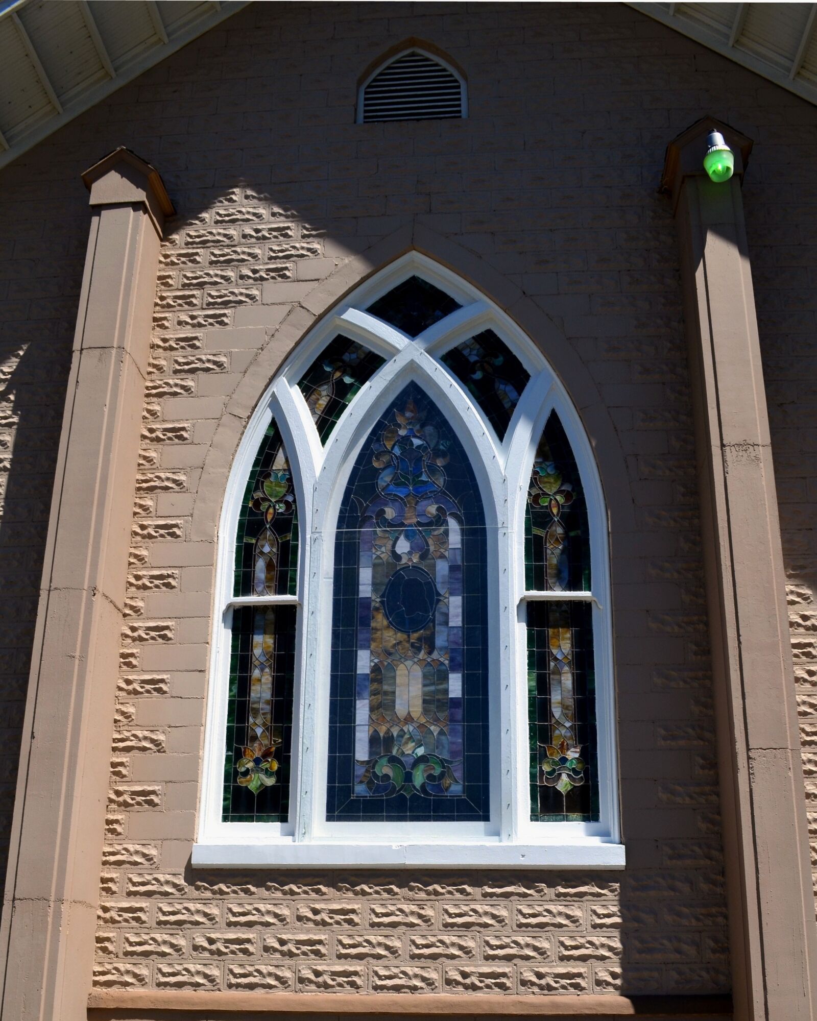 Nikon D5100 sample photo. Church, stained glass, window photography