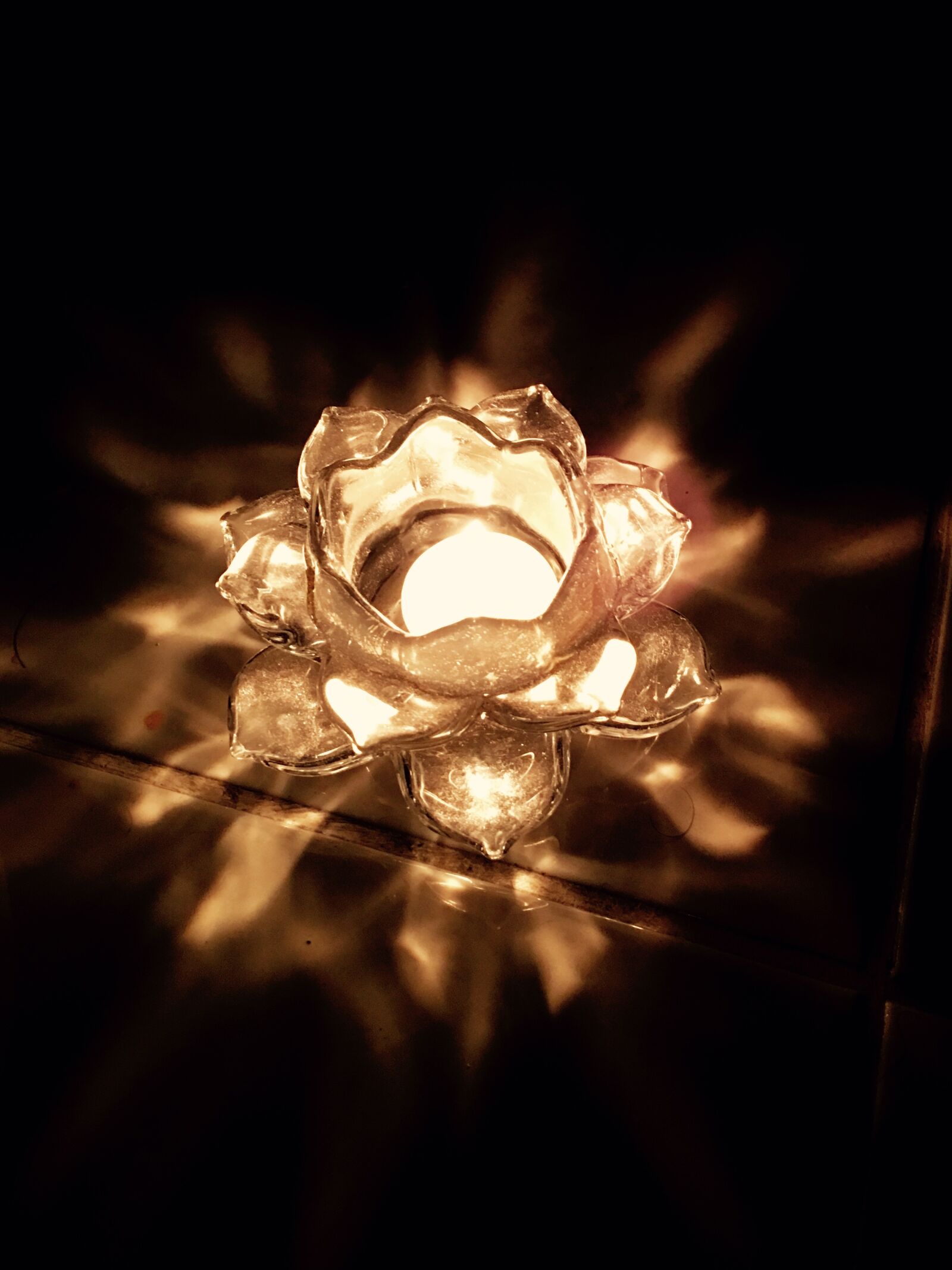 iPhone 6s Plus back camera 4.15mm f/2.2 sample photo. Candle, crystal, glass, golden photography