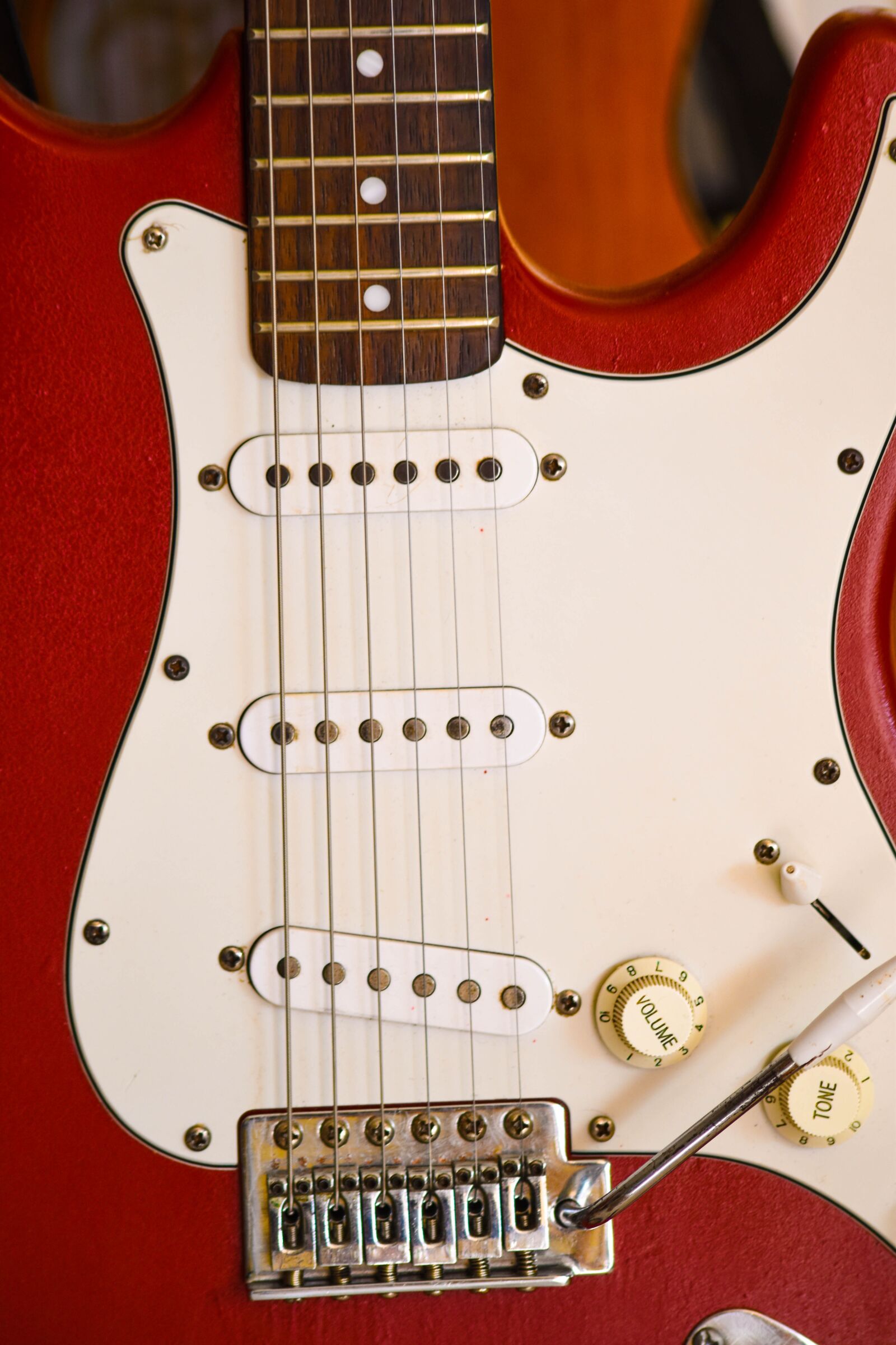 Nikon D5500 sample photo. Guitar, ropes, instrument photography