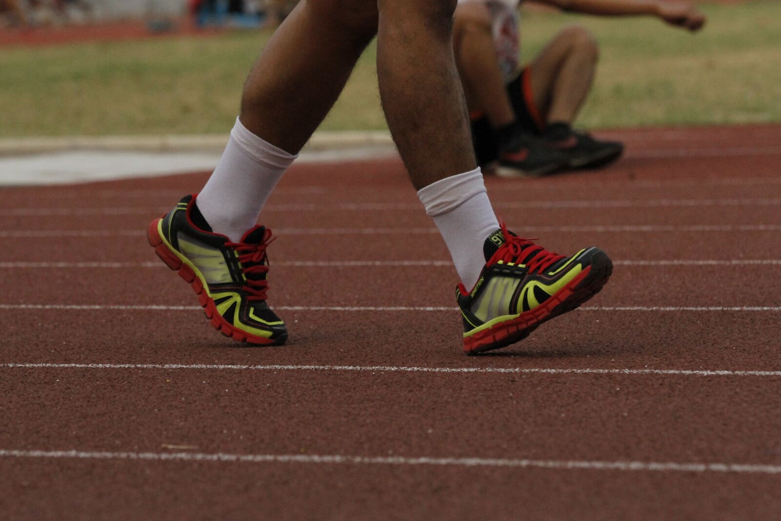 Canon EOS 7D sample photo. Running, walking, sport photography