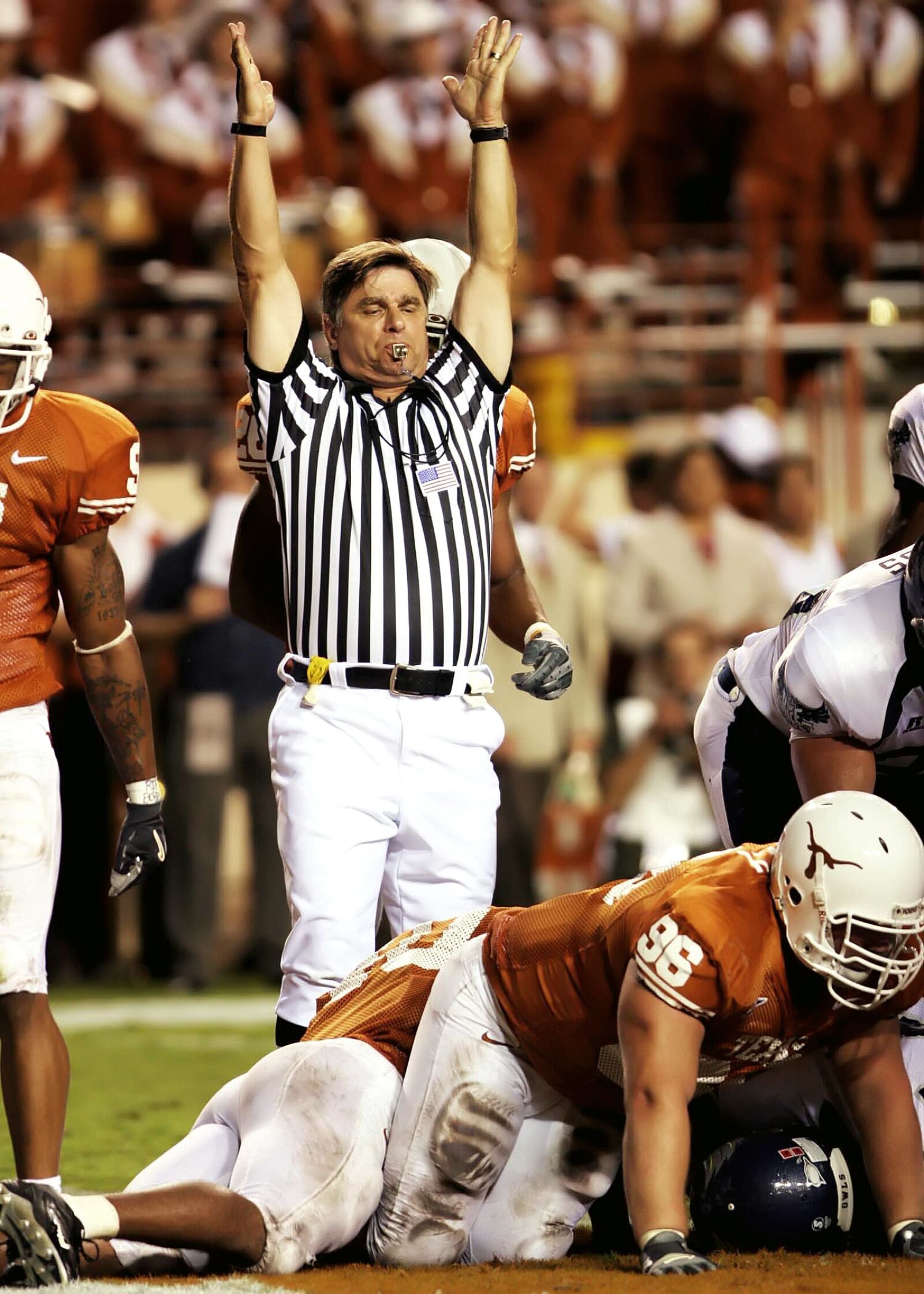 Canon EOS 20D sample photo. Football, american football, game photography