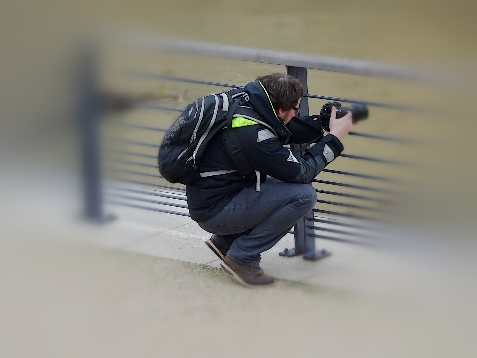 Sony Cyber-shot DSC-HX90V sample photo. Photographer, photography, reportage photography