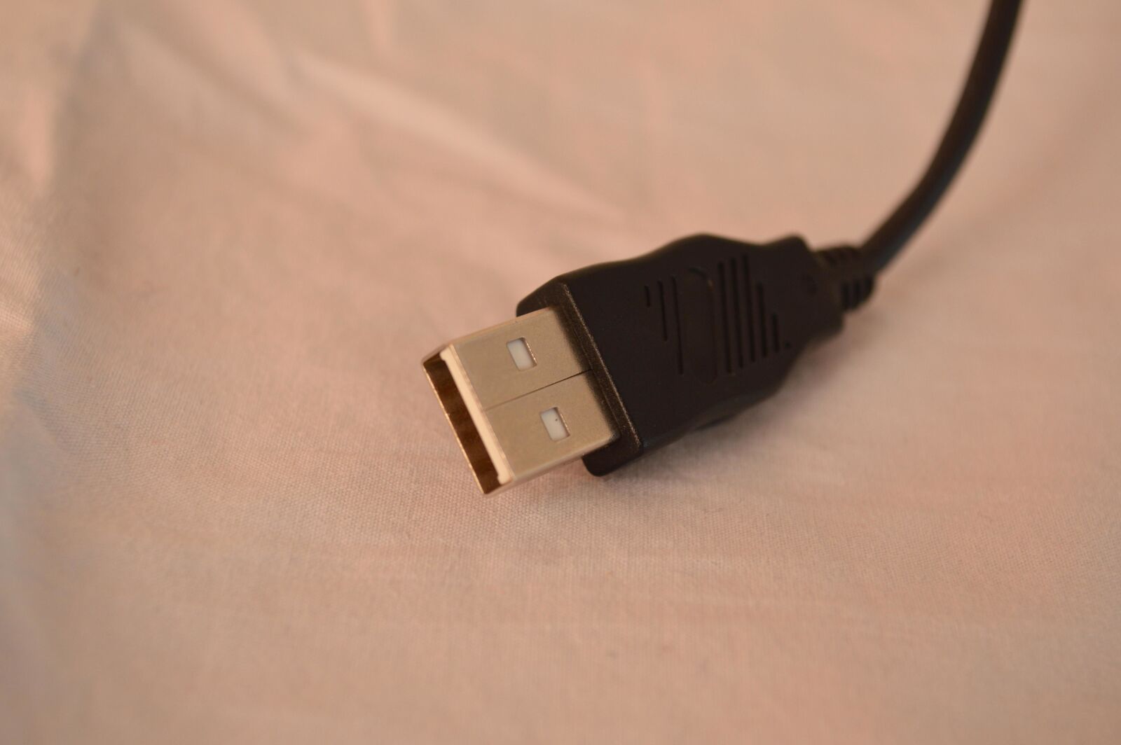 Nikon D3200 sample photo. Usb cord, cable, black photography