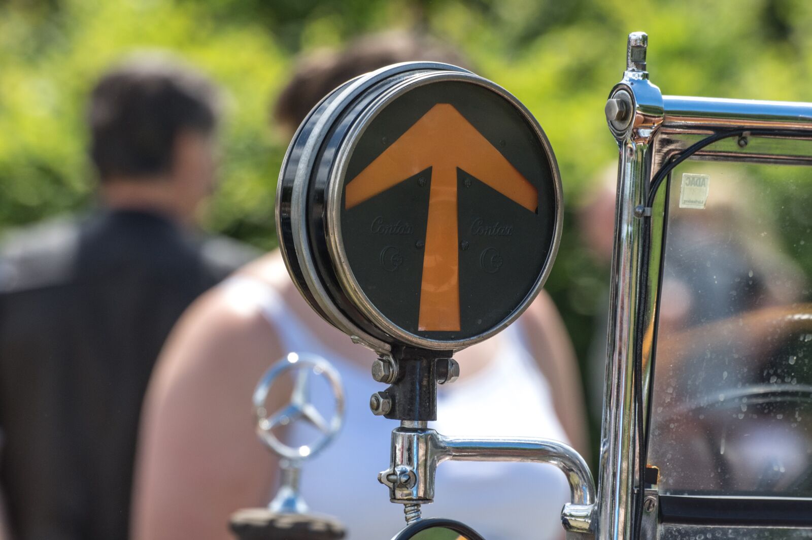 Pentax K-3 sample photo. Direction indicator, automotive, blinker photography