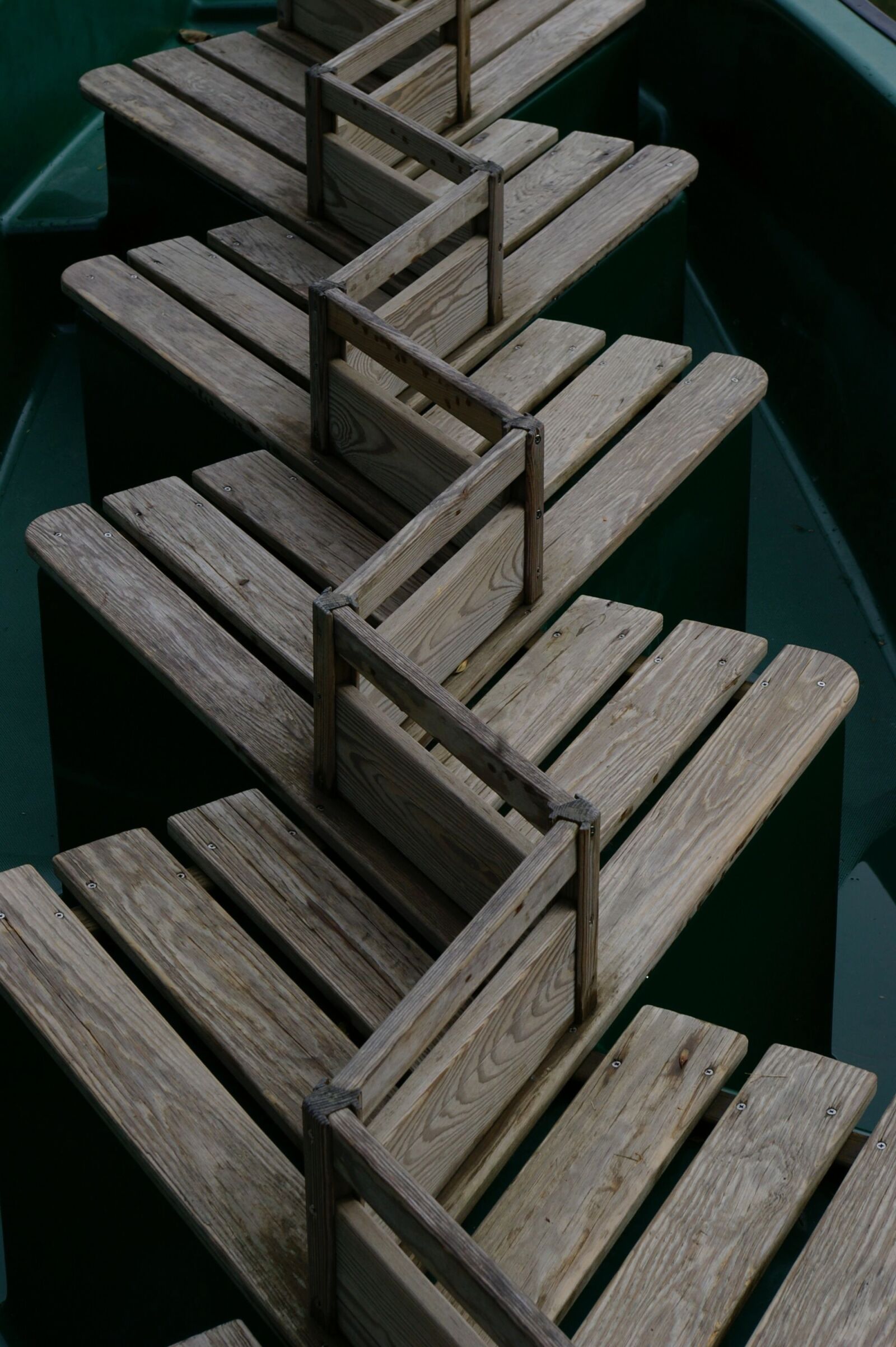 Pentax *ist DL sample photo. Bench, boat, wooden seat photography