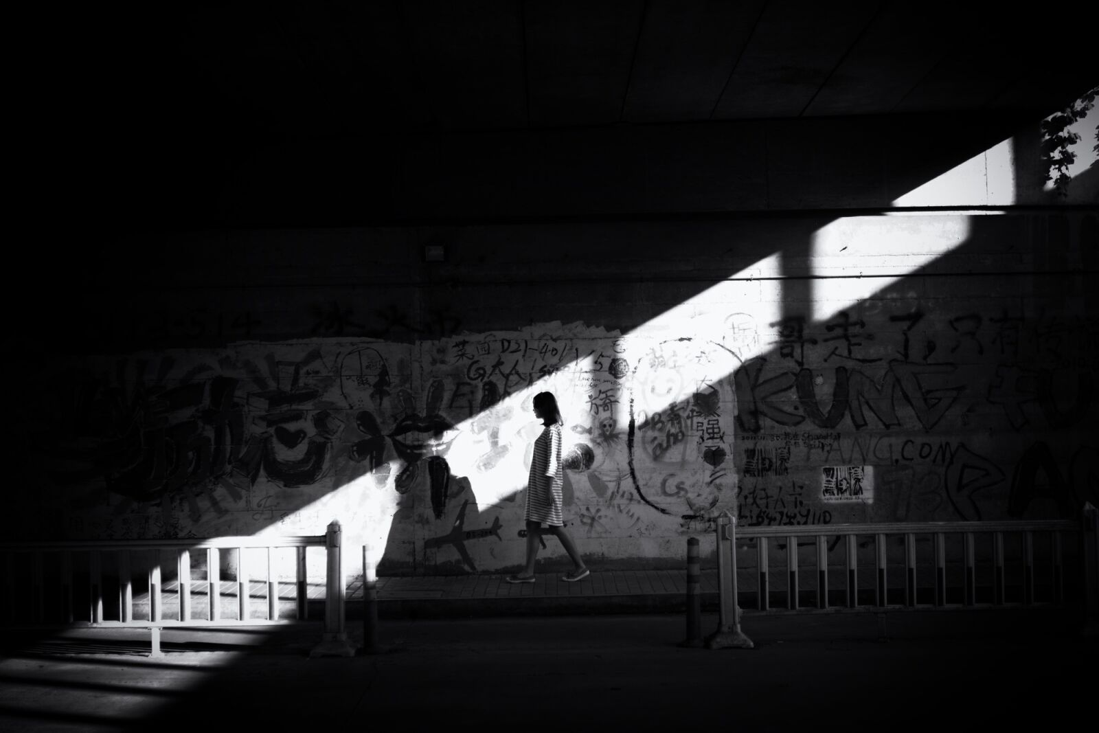 Nikon D7100 sample photo. Light, black and white photography