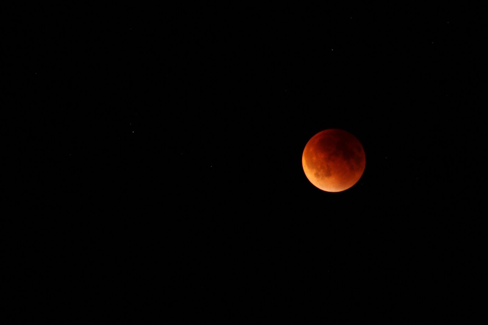 Canon EOS 1100D (EOS Rebel T3 / EOS Kiss X50) sample photo. Moon, eclipse, lunar photography
