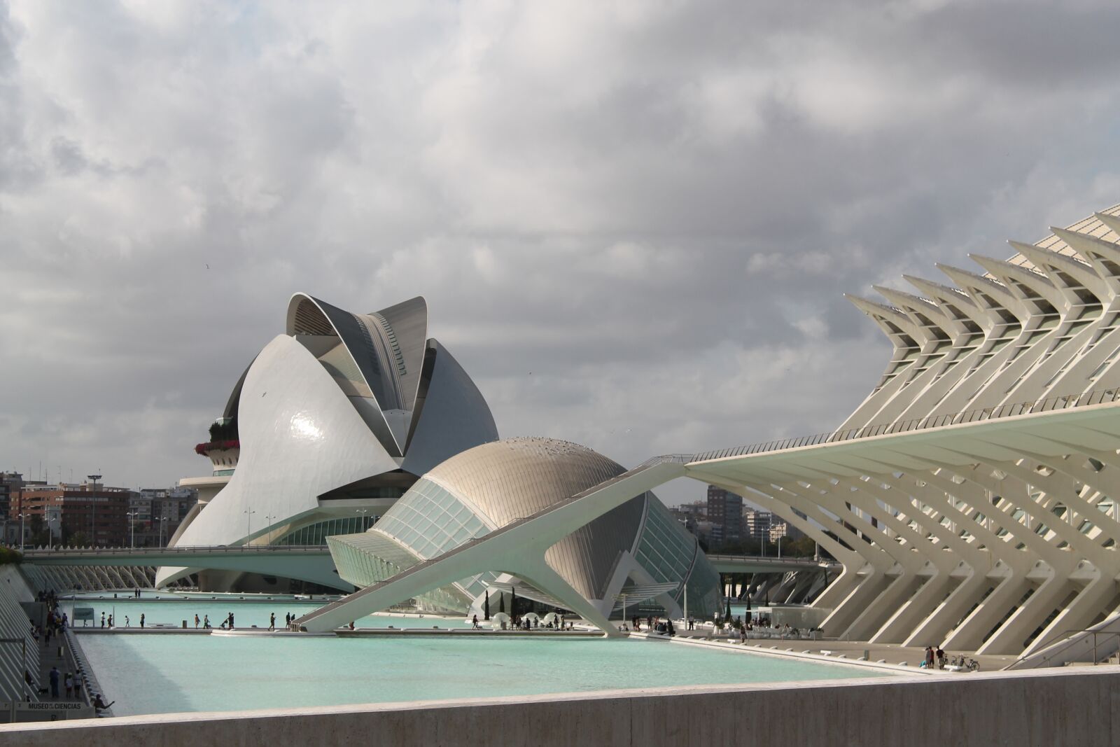 Canon EOS 1100D (EOS Rebel T3 / EOS Kiss X50) sample photo. Valencia, calatrava, via photography