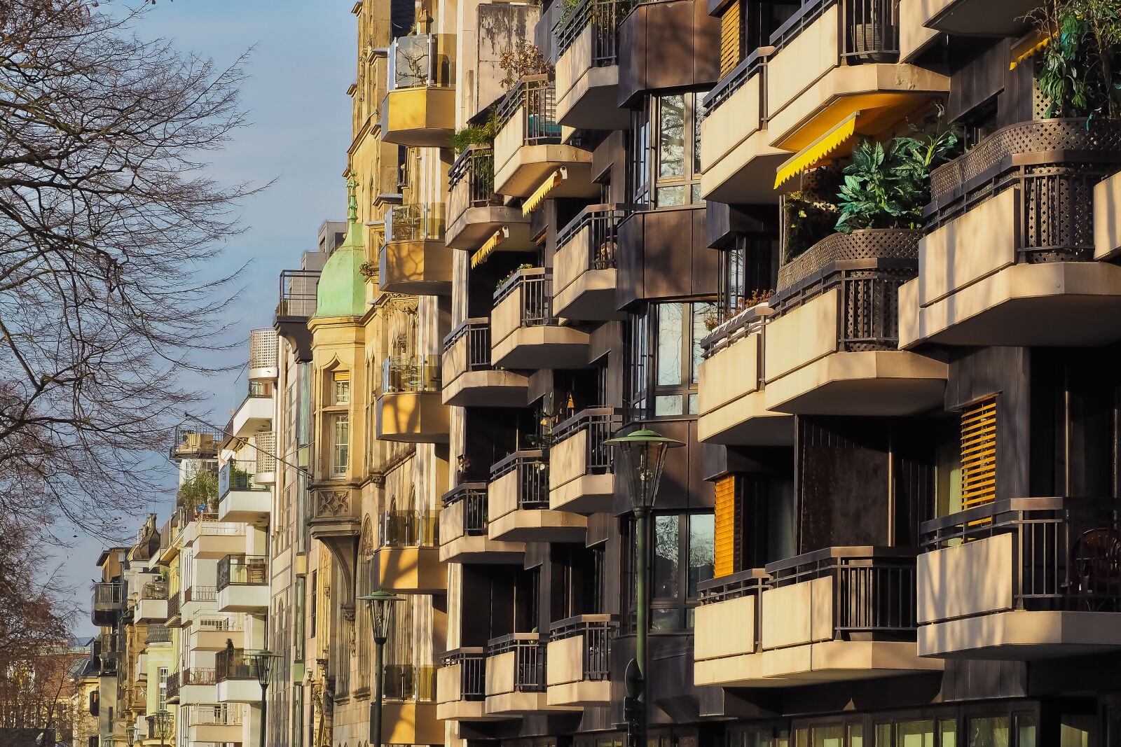 Olympus OM-D E-M10 sample photo. Architecture, balconies, facade photography