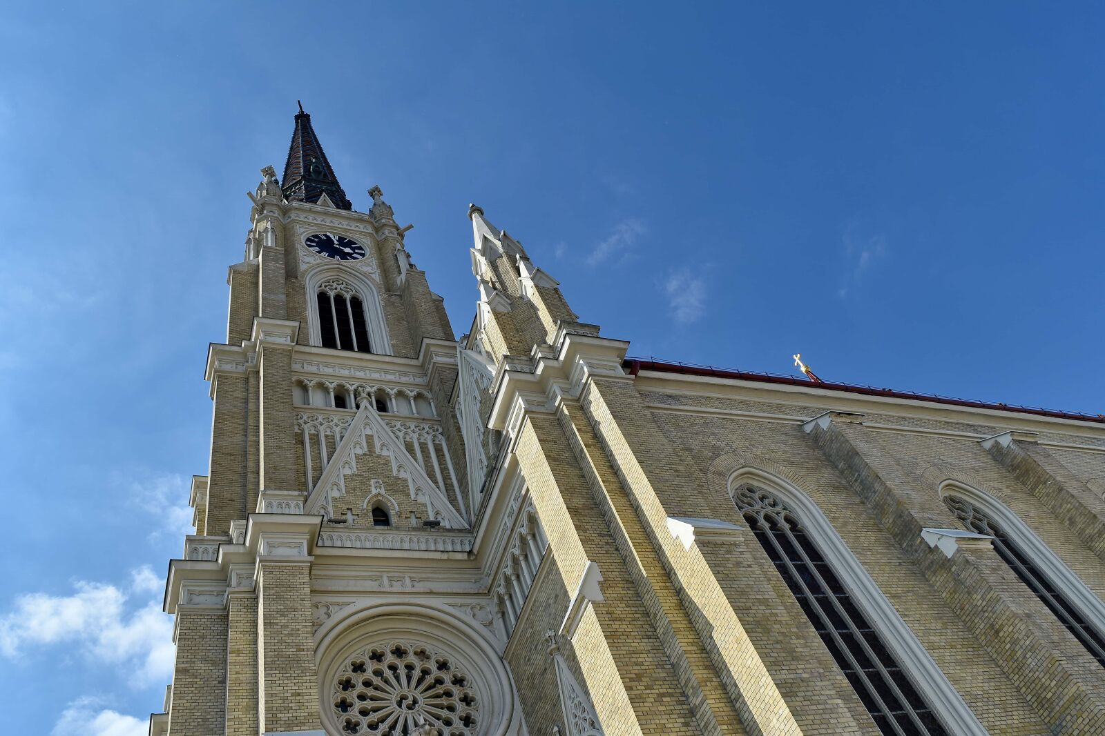Nikon D5500 sample photo. Architecture, church, tower, religion photography