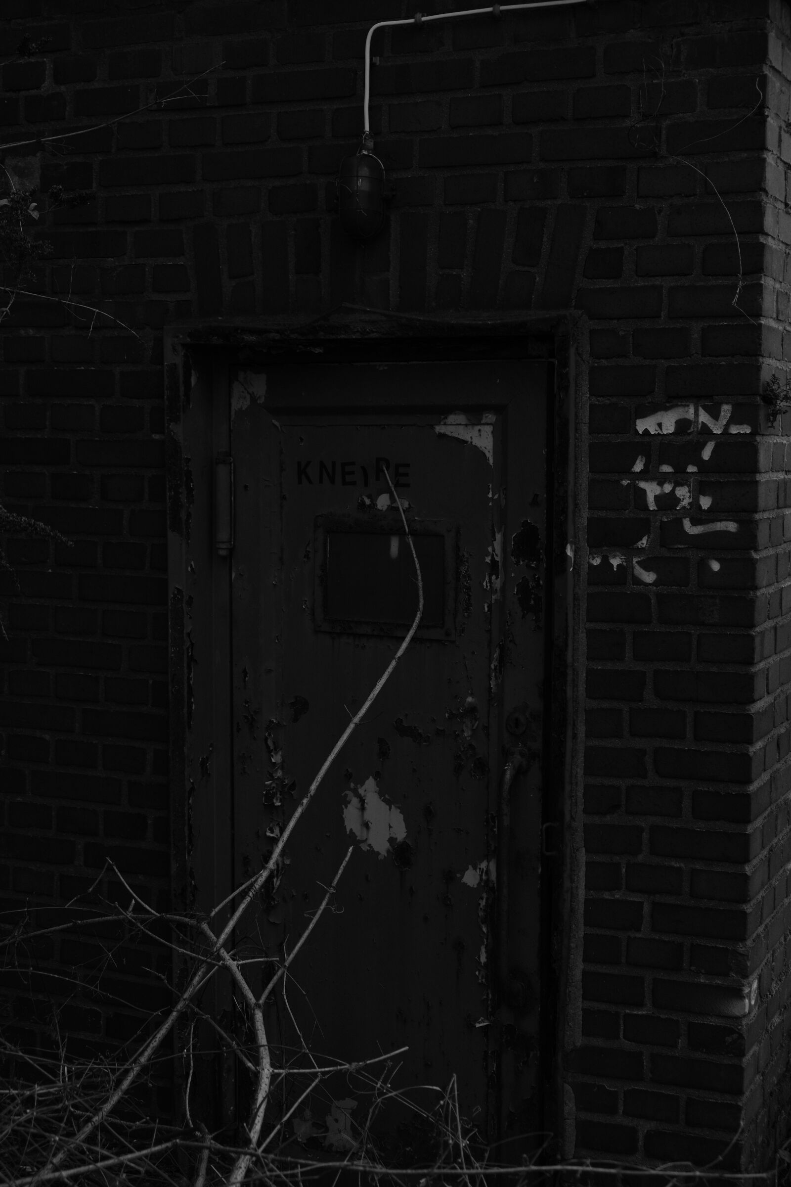 Fujifilm X-T20 sample photo. Industry, crash, factory building photography