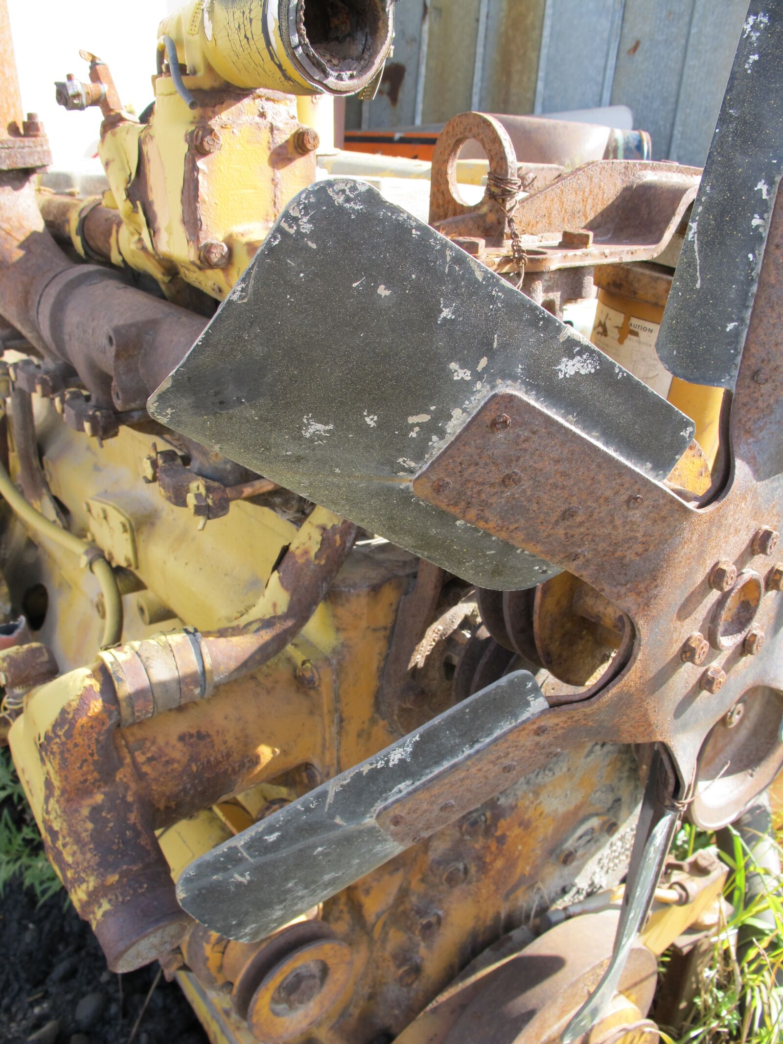 Canon PowerShot G11 sample photo. Motor, jung, engine photography
