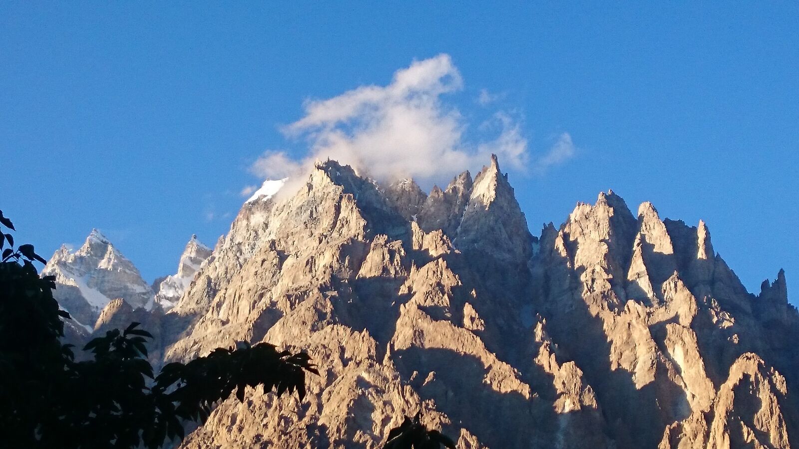 Sony Xperia Z2 sample photo. Passu cones, hunza, pakistan photography