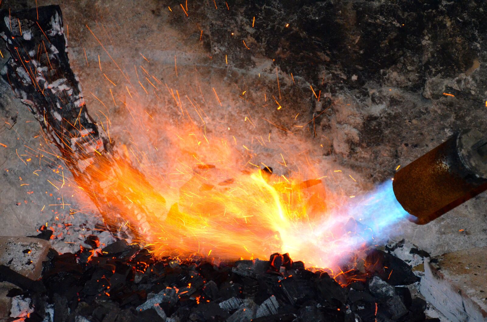 Nikon D5100 sample photo. Fire, flame photography