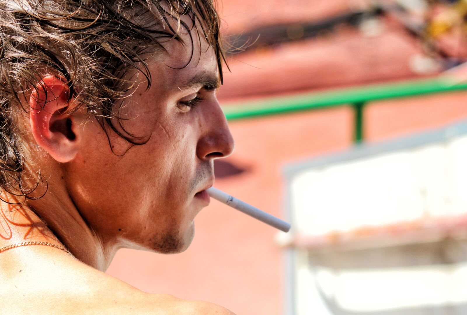 Canon EOS 550D (EOS Rebel T2i / EOS Kiss X4) sample photo. Cigarette, man, person, smoking photography