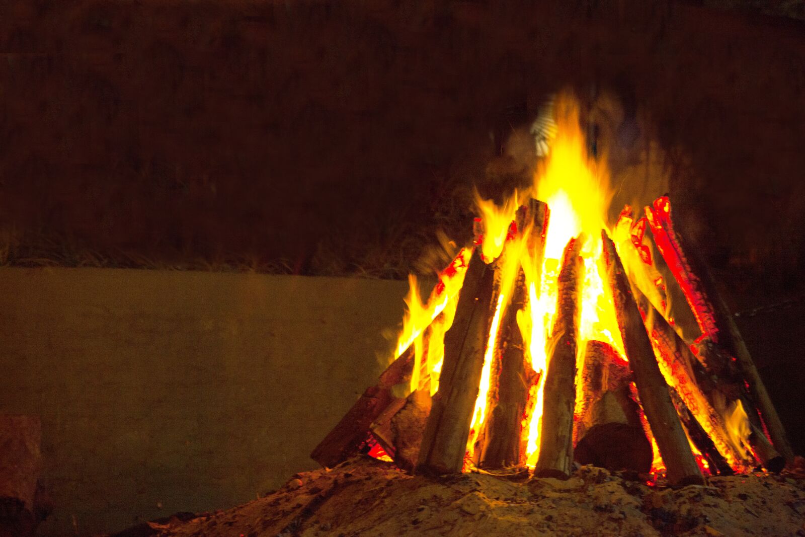 Canon EF 70-300mm F4-5.6 IS USM sample photo. Fire, feast of fire photography