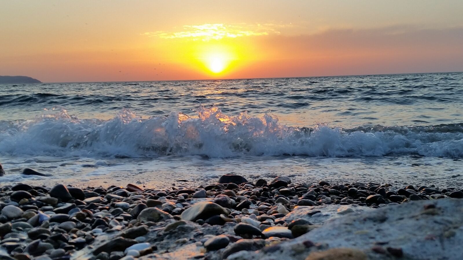 Samsung Galaxy S5 sample photo. Sea, sunset, turkey, waves photography