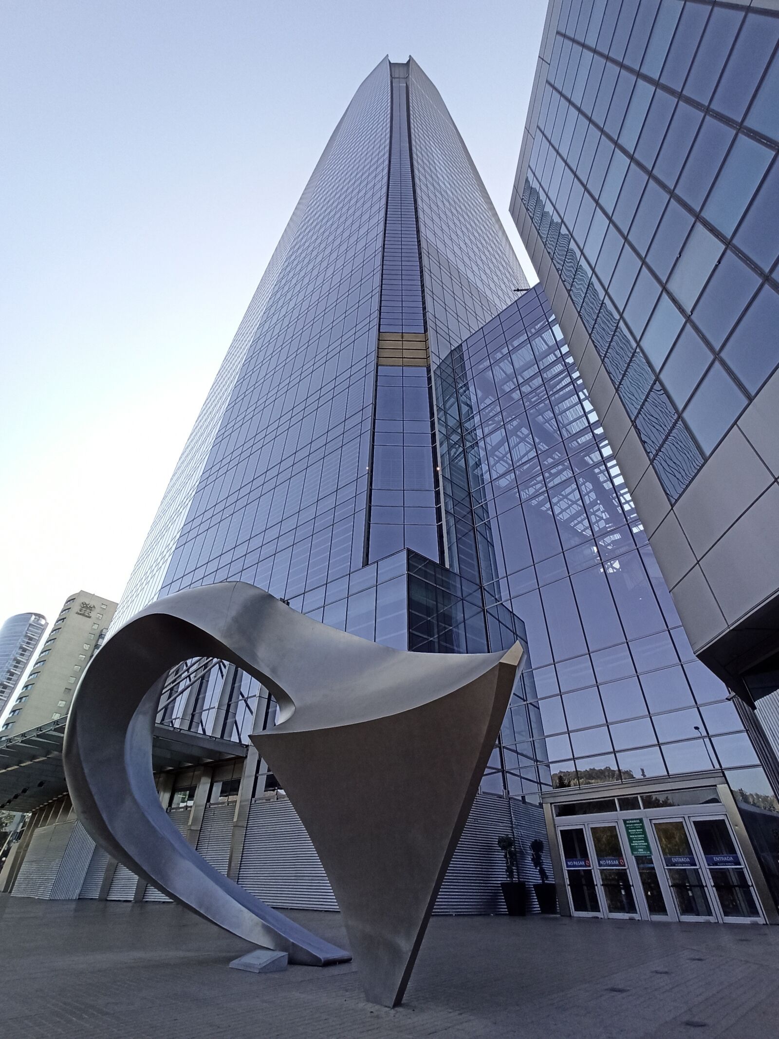 Xiaomi Redmi Note 8 Pro sample photo. Building, chile, santiago photography