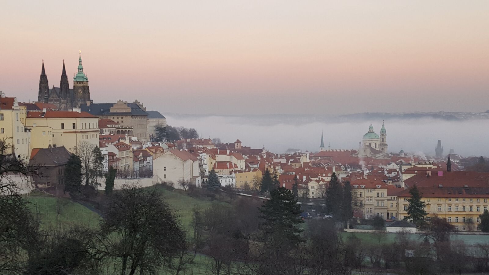 Samsung Galaxy S6 sample photo. Prague, sunrise, morning photography