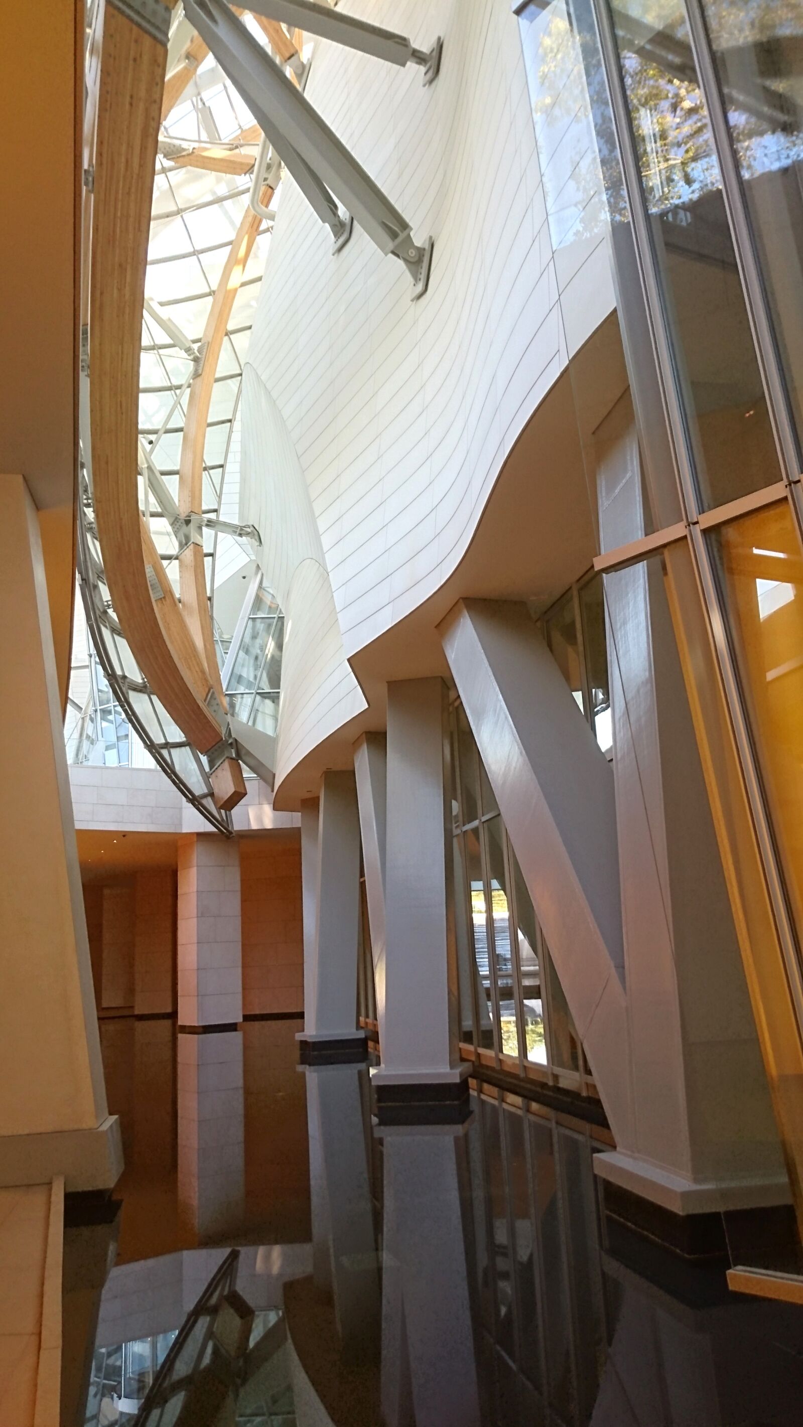 Sony Xperia Z3+ sample photo. Gehry, paris, fondation louis photography