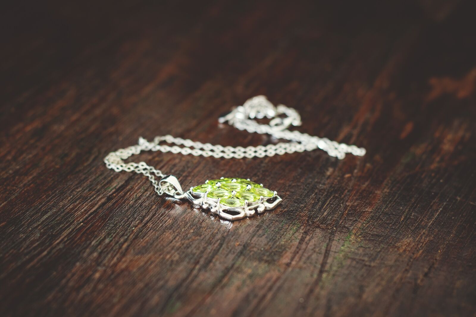 Nikon D5300 sample photo. Accessory, blur, chain photography