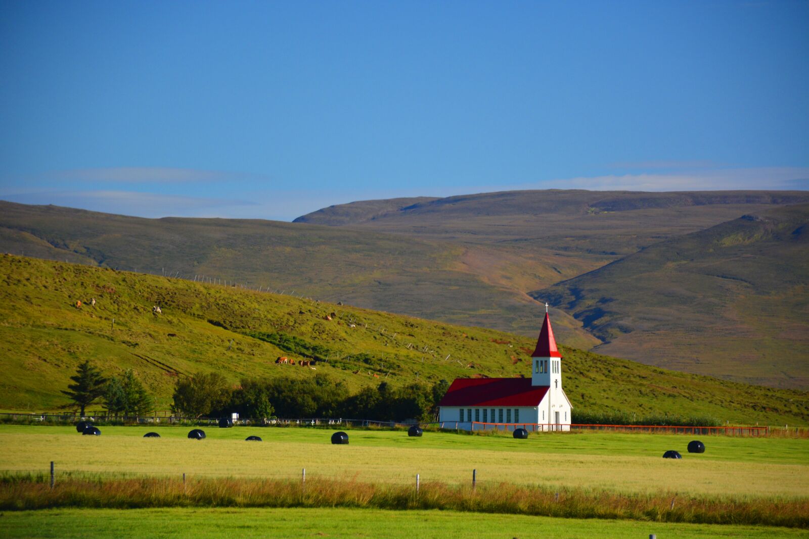 Nikon D5200 sample photo. Iceland, church, high north photography