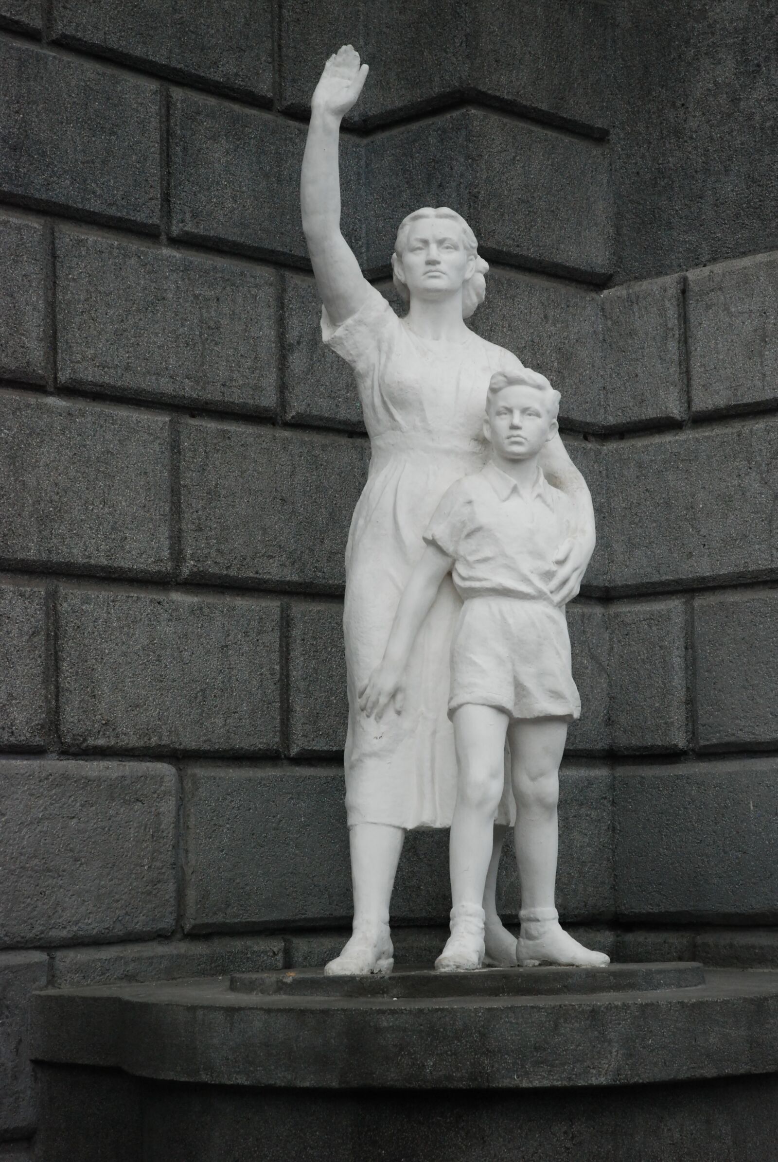 Nikon D80 sample photo. Russia, statue, architecture photography