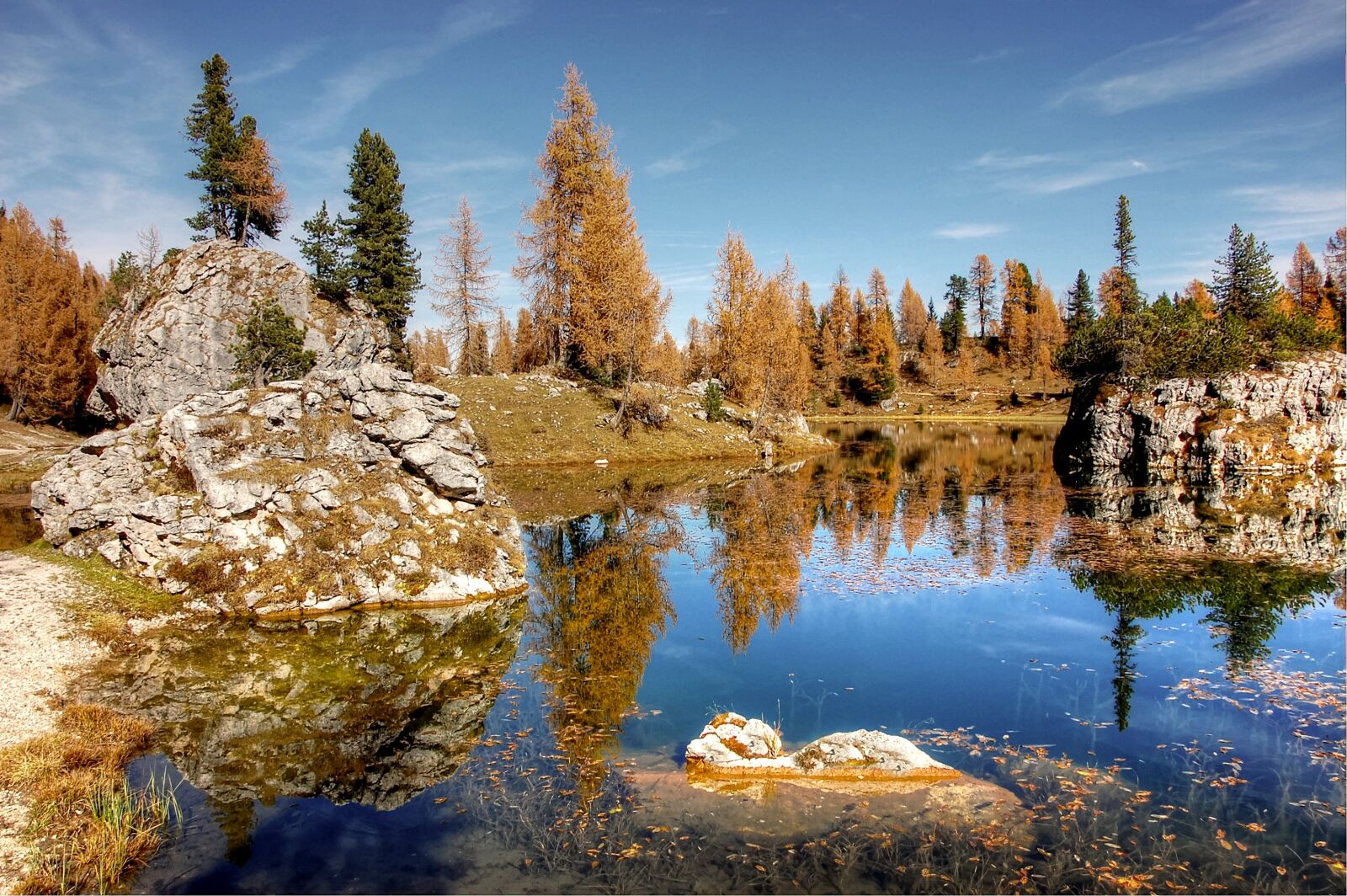 Nikon D40 sample photo. Lago federa, dolomites, landscape photography