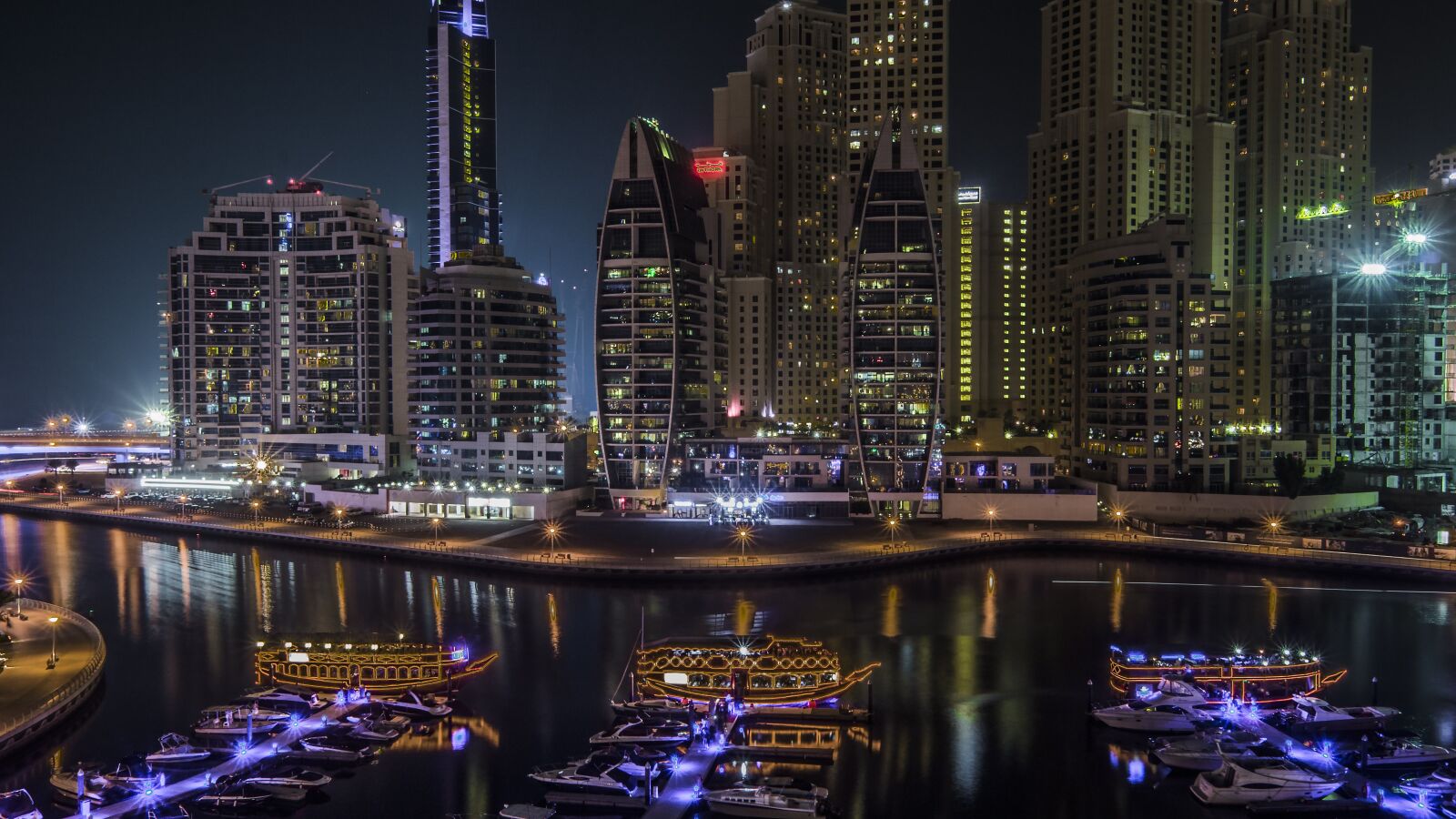 Canon EOS 750D (EOS Rebel T6i / EOS Kiss X8i) sample photo. Dubai, marina, arab photography