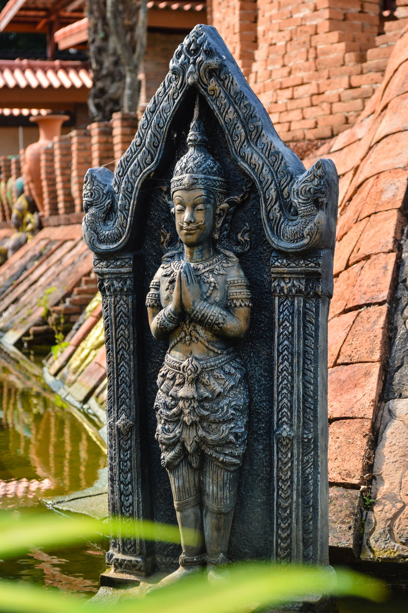 Nikon D3200 sample photo. Religion, sculpture, thailand photography