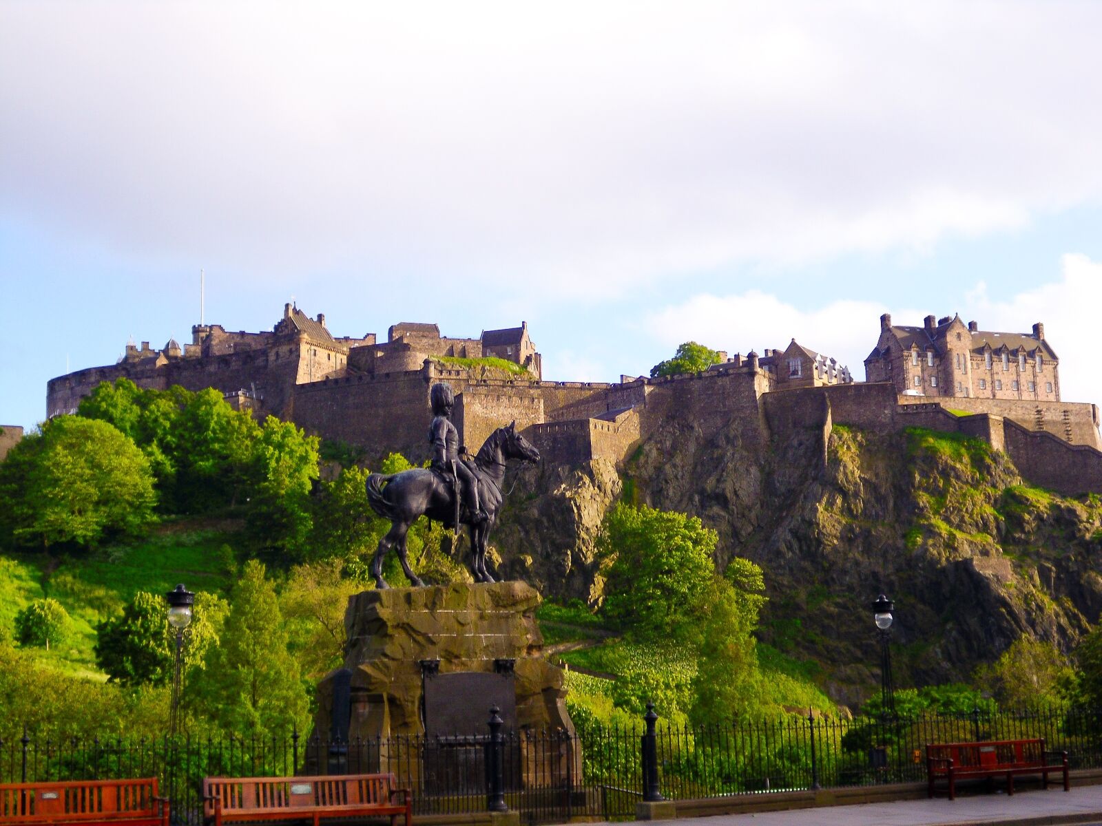 Rollei RCP CL200 sample photo. Edinburgh castle scotland, scotland photography