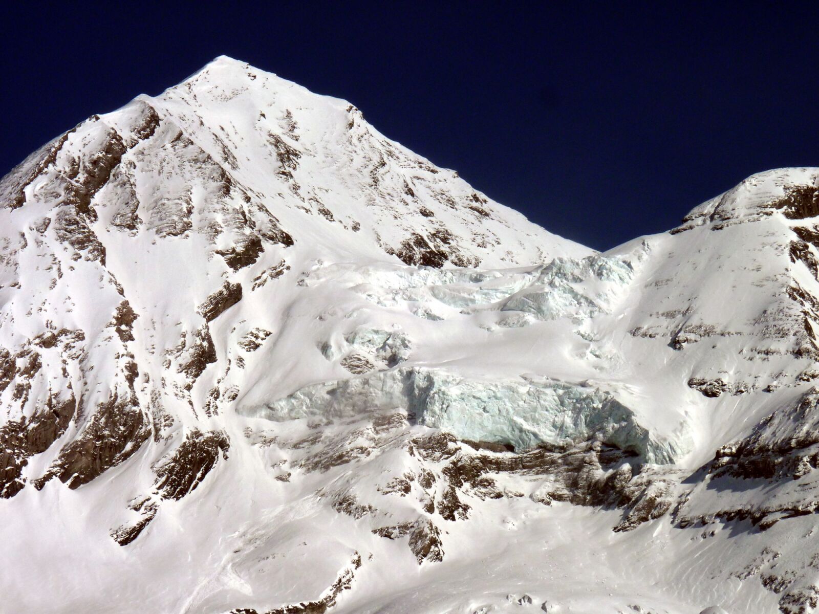 Panasonic Lumix DMC-FZ35 (Lumix DMC-FZ38) sample photo. Mountain, snow, ice photography