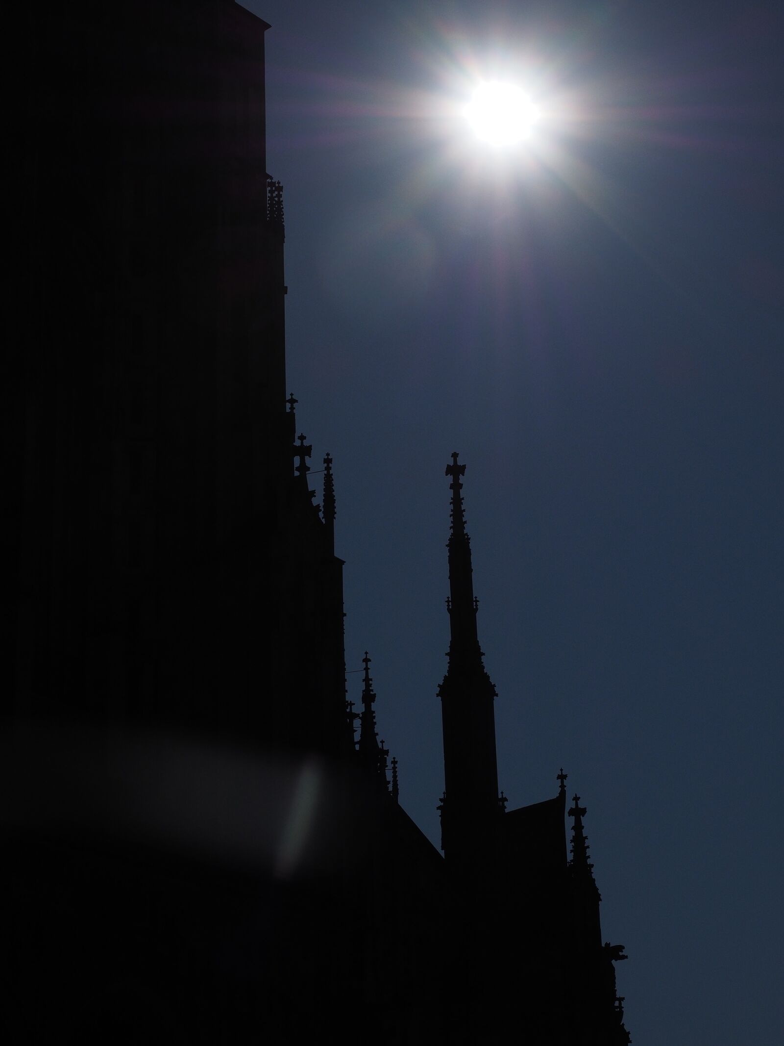 Olympus OM-D E-M1 + Olympus M.Zuiko Digital ED 12-40mm F2.8 Pro sample photo. Ulm cathedral, solar eclipse photography
