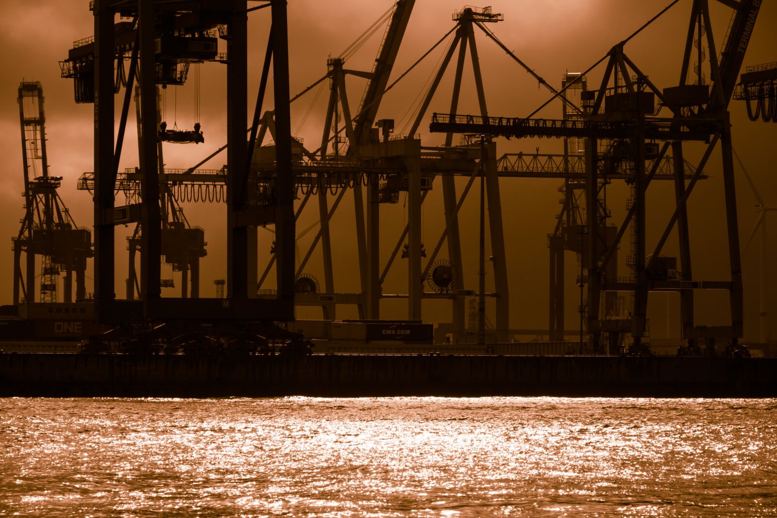 Canon PowerShot G3 X sample photo. Container cranes, docks, gloomy photography