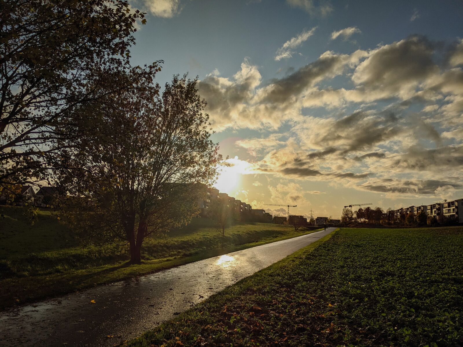 Google Pixel 2 XL sample photo. Landscape, sunset, lane photography