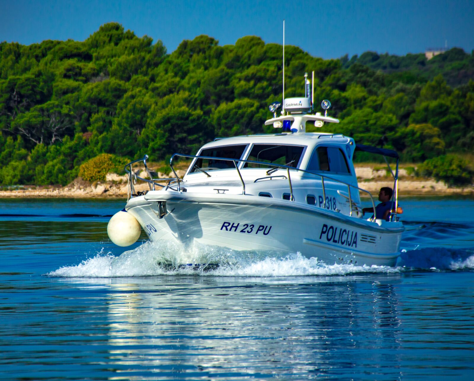 Nikon D3200 sample photo. Boat, powerboat, waters photography