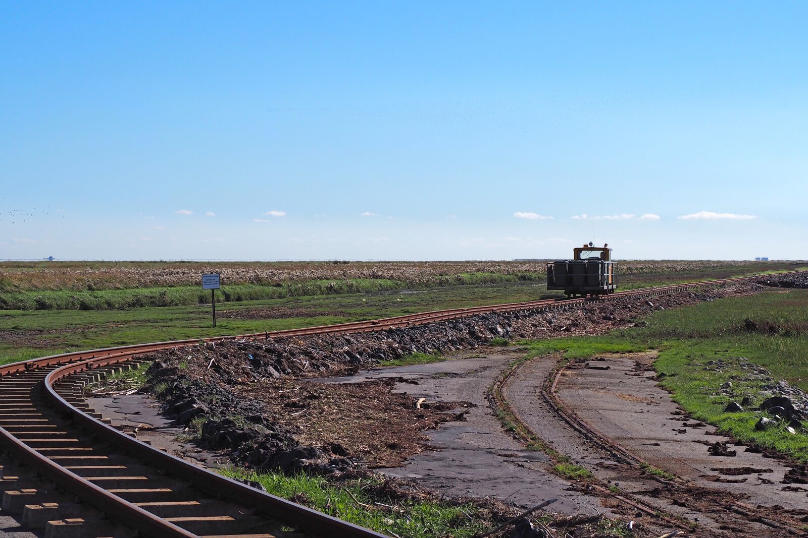 Olympus OM-D E-M10 sample photo. Island railway, lore dam photography