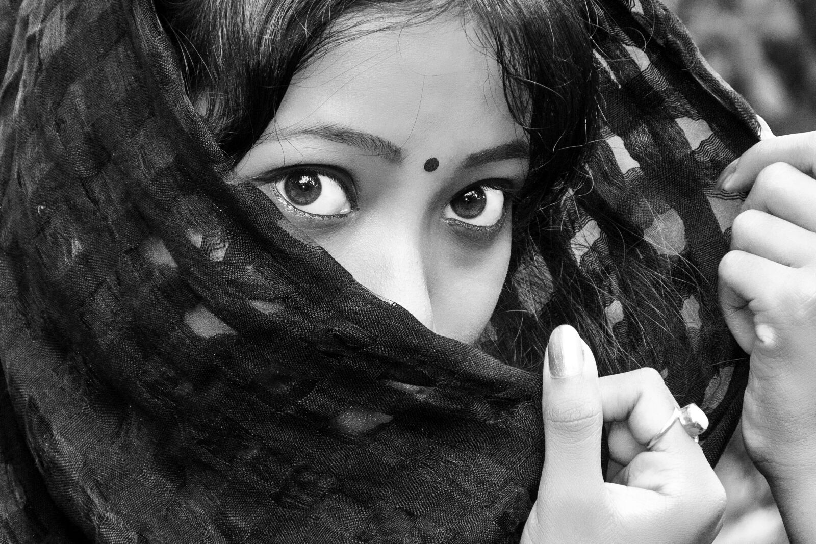 Panasonic Lumix DMC-FZ100 sample photo. Black, eyes, girl, india photography