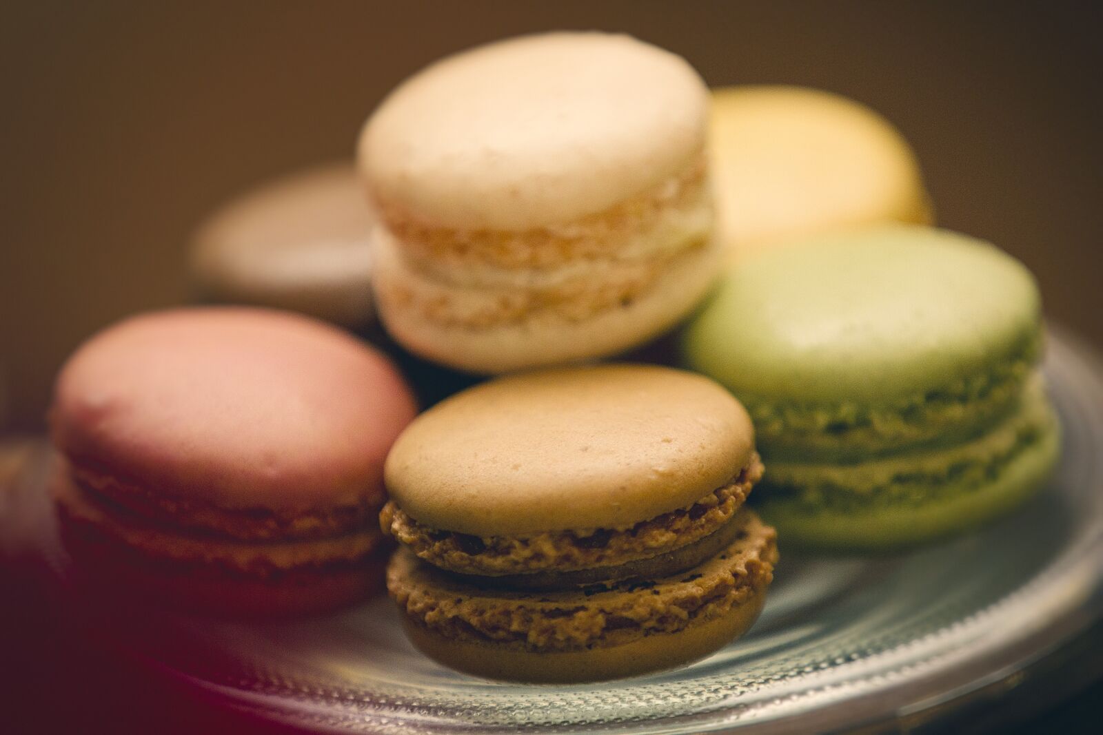 Canon EOS 70D + Canon EF 70-200mm F2.8L IS II USM sample photo. Macaroons, cake, dessert photography