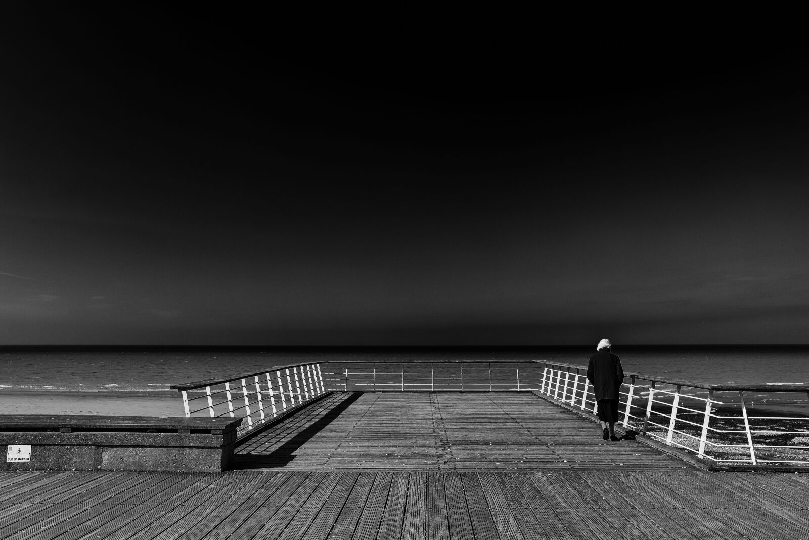 Canon EOS 5D Mark IV sample photo. Sea bridge, normandy, atmospheric photography