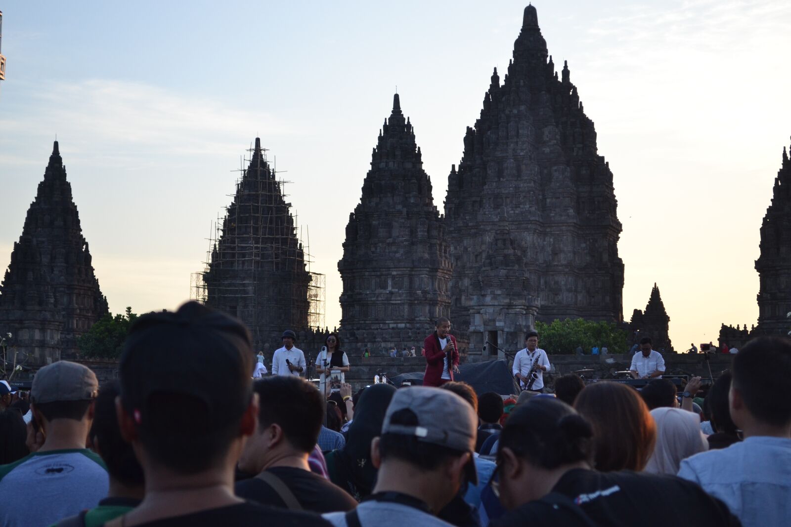 Nikon D3100 sample photo. Prambanan, jazz, jogja photography