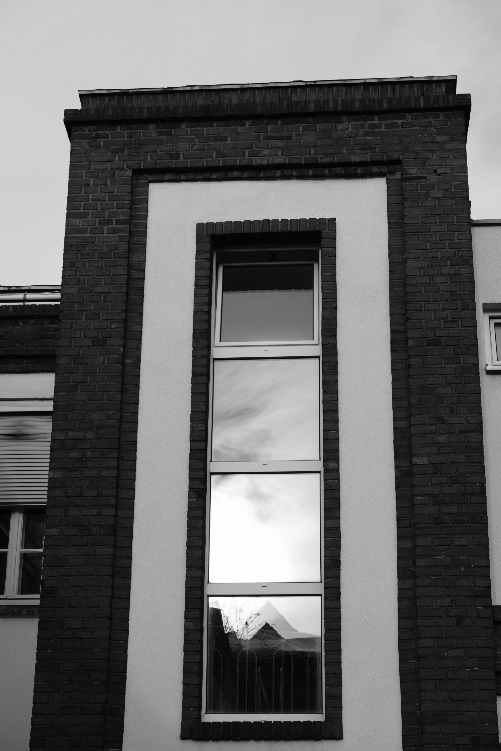 Fujifilm X-T20 sample photo. Tower, bauhaus, industry photography