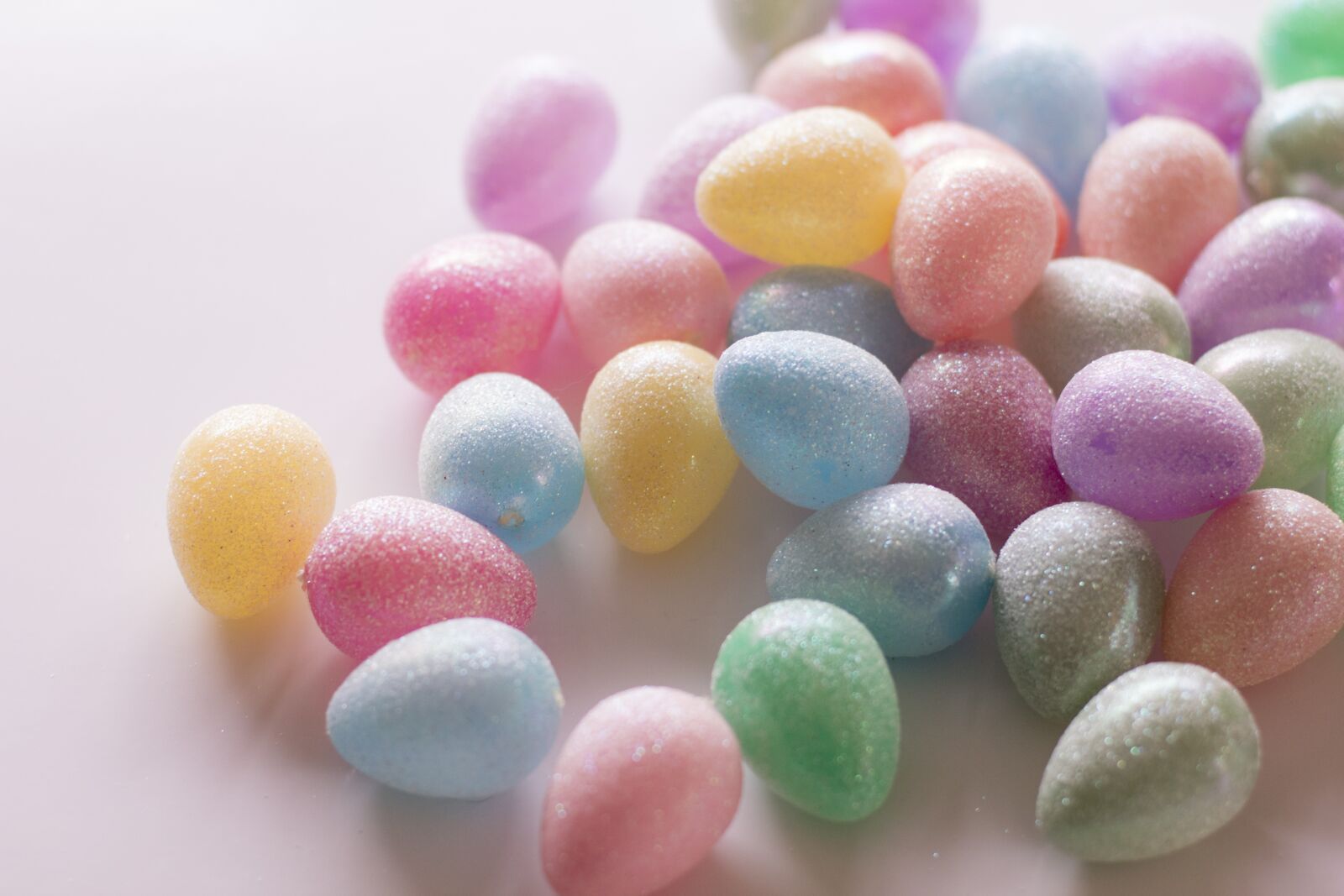 Canon EF 50mm F1.4 USM sample photo. Easter eggs, holiday, easter photography