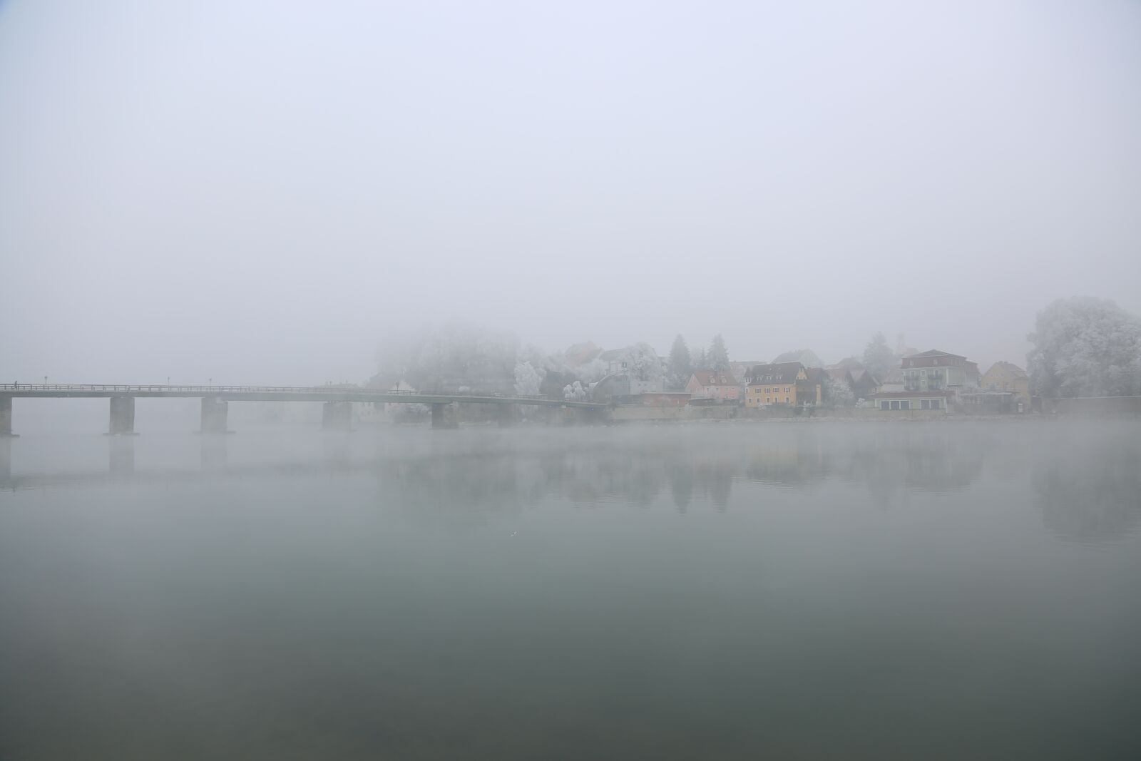 Canon EF 24-105mm F4L IS USM sample photo. Haze, winter, cold photography