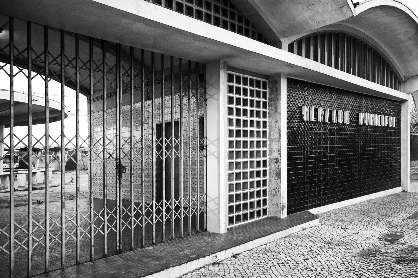 Nikon D40 sample photo. Municipal market, anadia, old photography