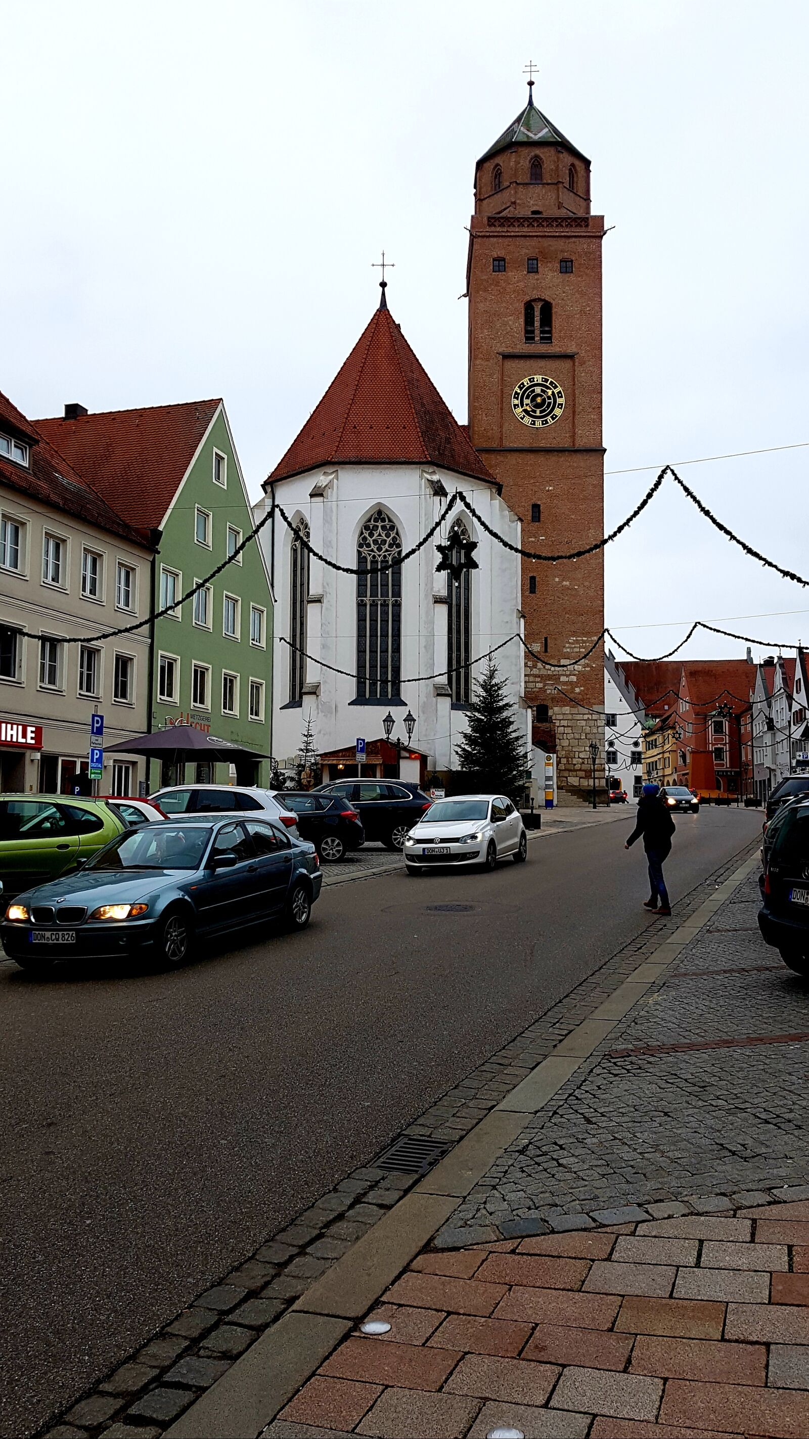 Samsung Galaxy S7 Edge sample photo. Road, church, donauwörth photography