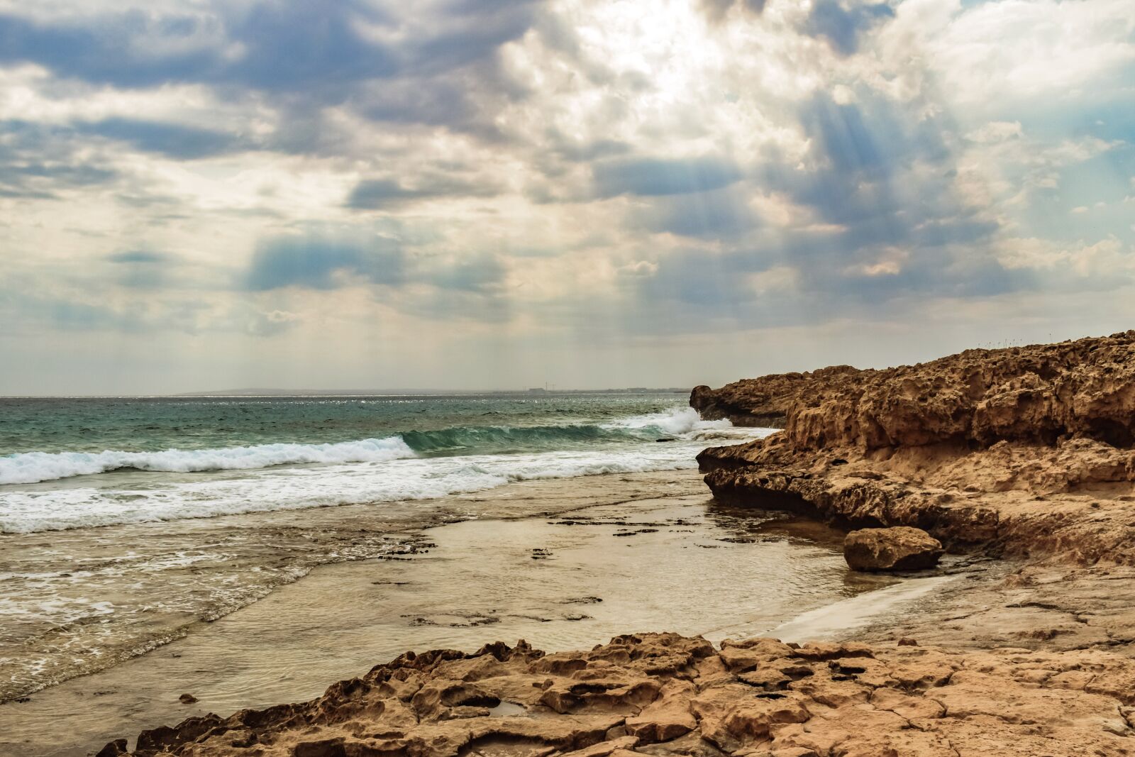 Nikon D3300 sample photo. Beach, rocky coast, sea photography