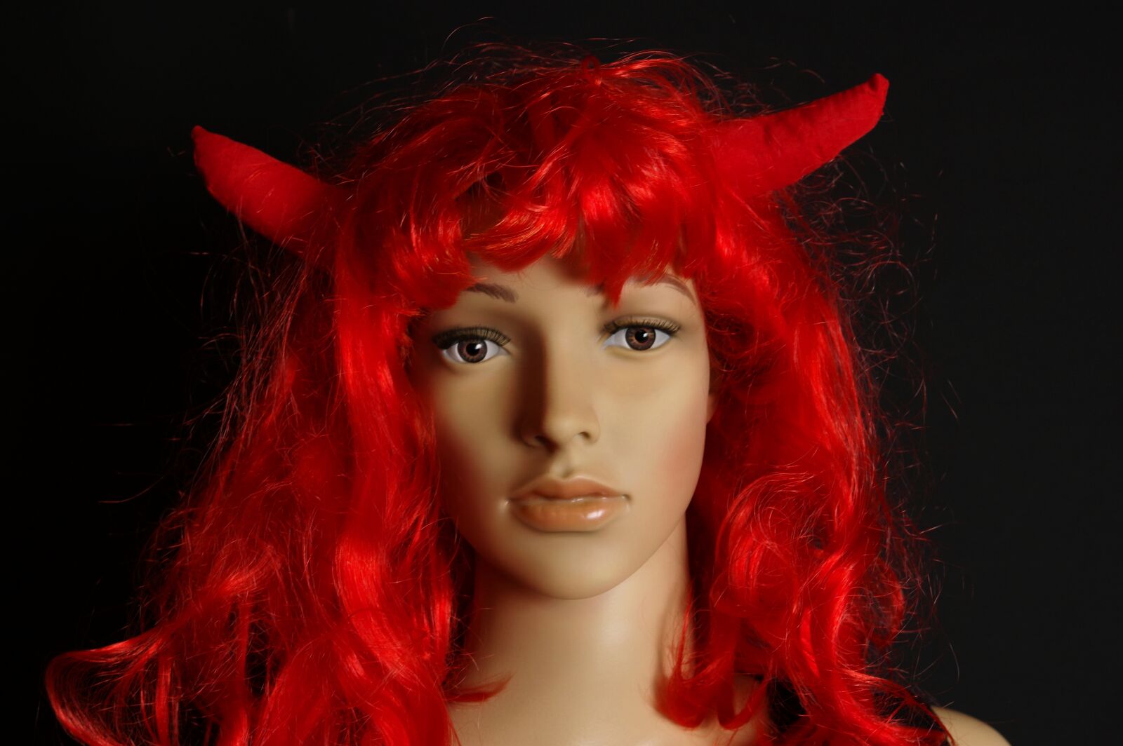 Pentax K-3 sample photo. Carnival, dress, devil photography