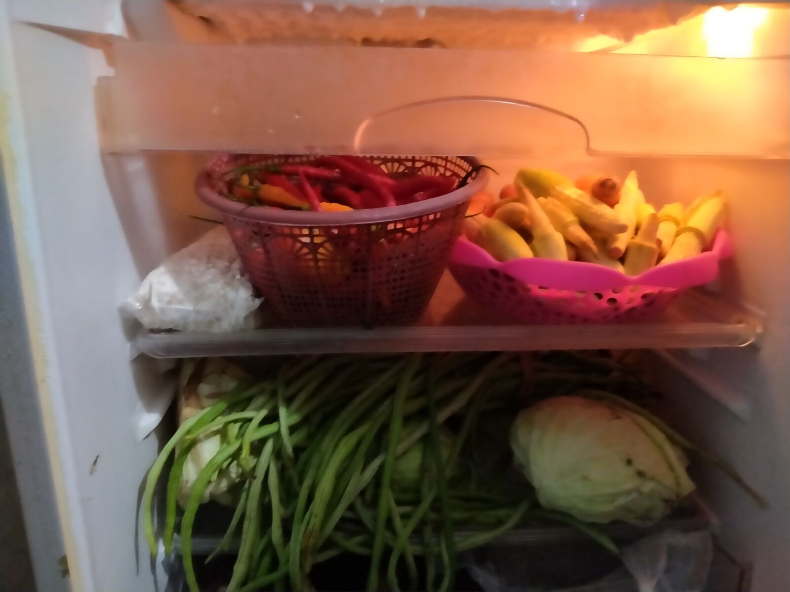 Realme 5I sample photo. Sayur, sayuran, kulkas photography